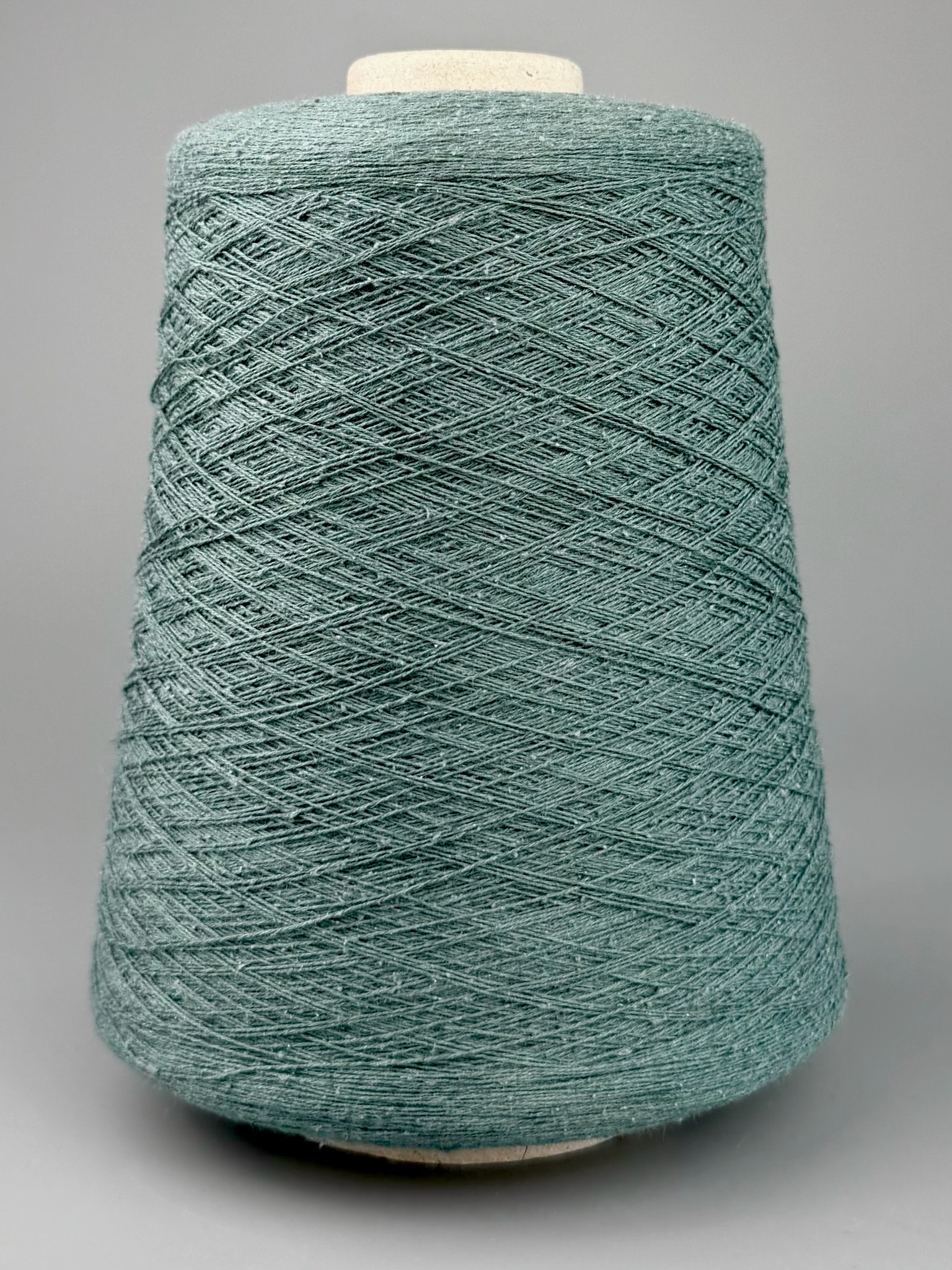 Toscano S.r.L. Art. Seta 854 Nm 2/30 – Garn aus Seide, Baumwolle, Viskose und Leinen col. Eukalyptusgrün mélange 4818 foto 2